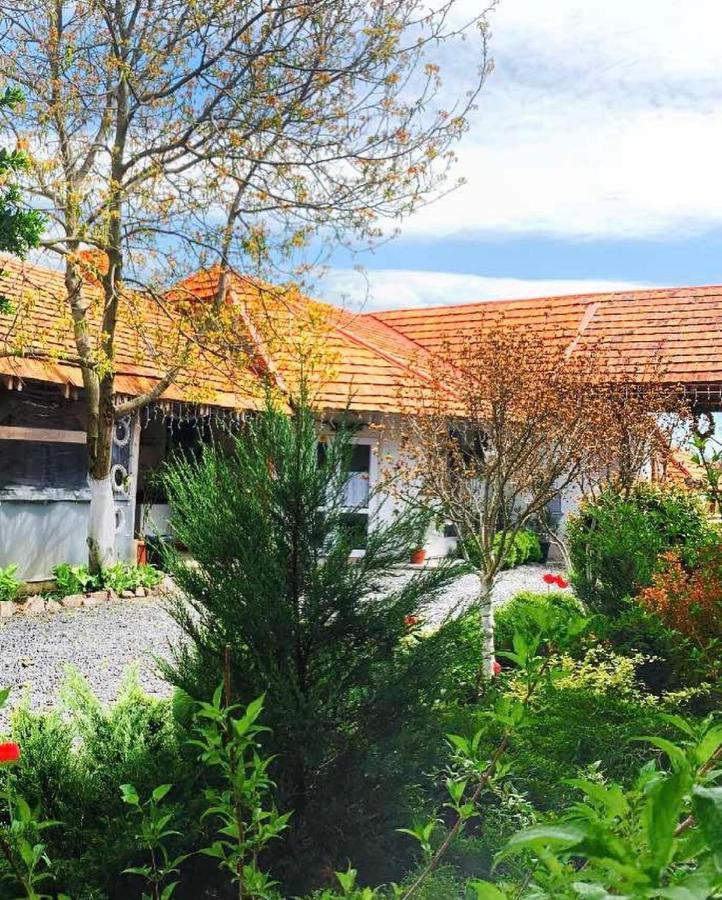 Villa Lukash Yanoshi Esterno foto