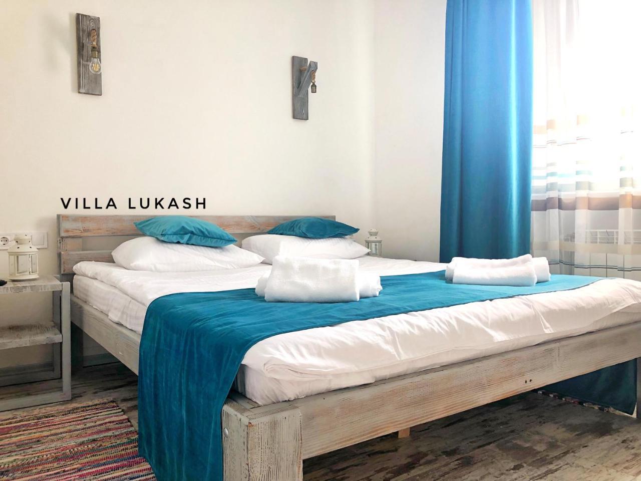 Villa Lukash Yanoshi Esterno foto