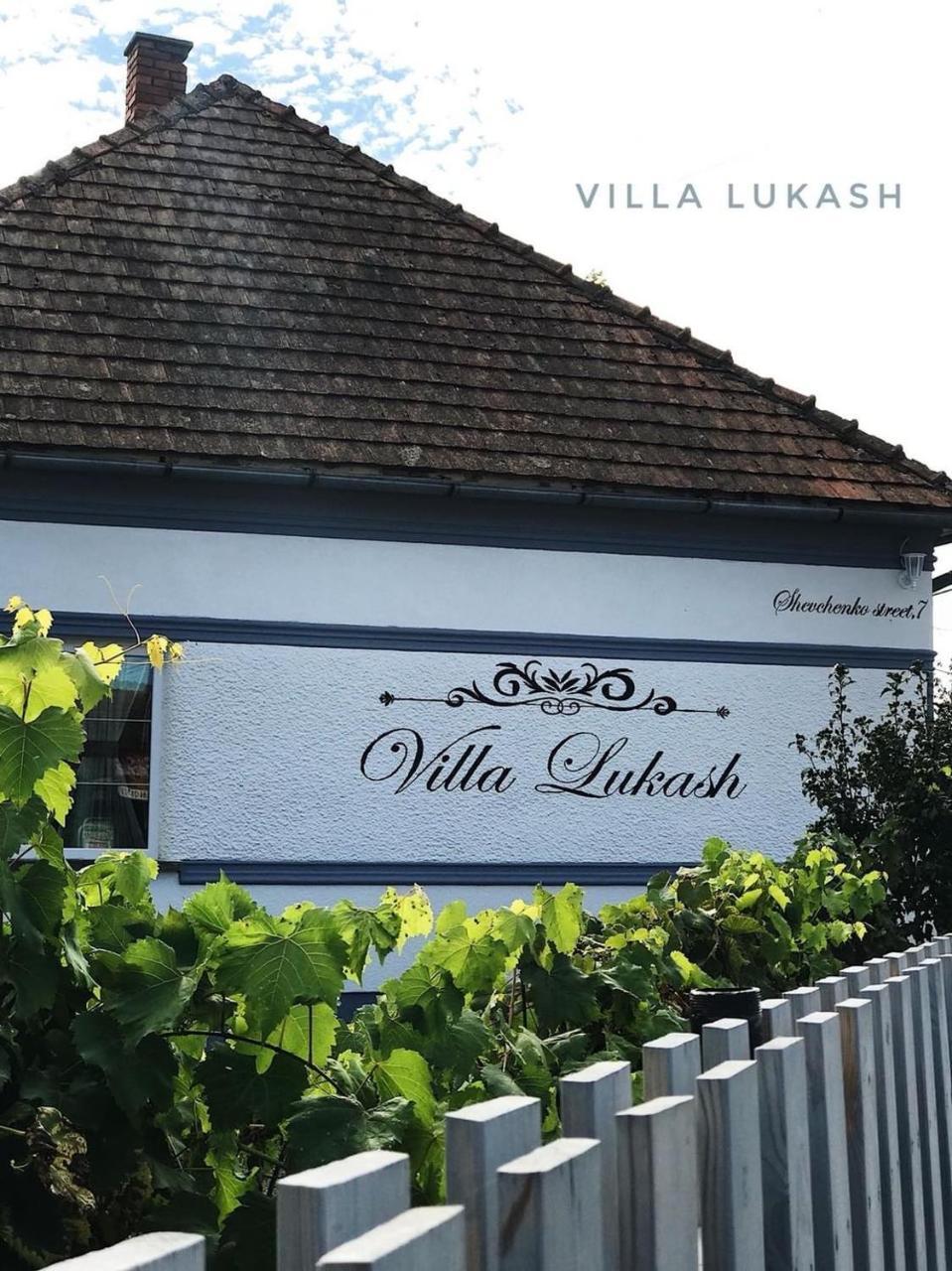 Villa Lukash Yanoshi Esterno foto